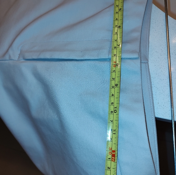 Light taupe pants suit - Picture 5 of 7